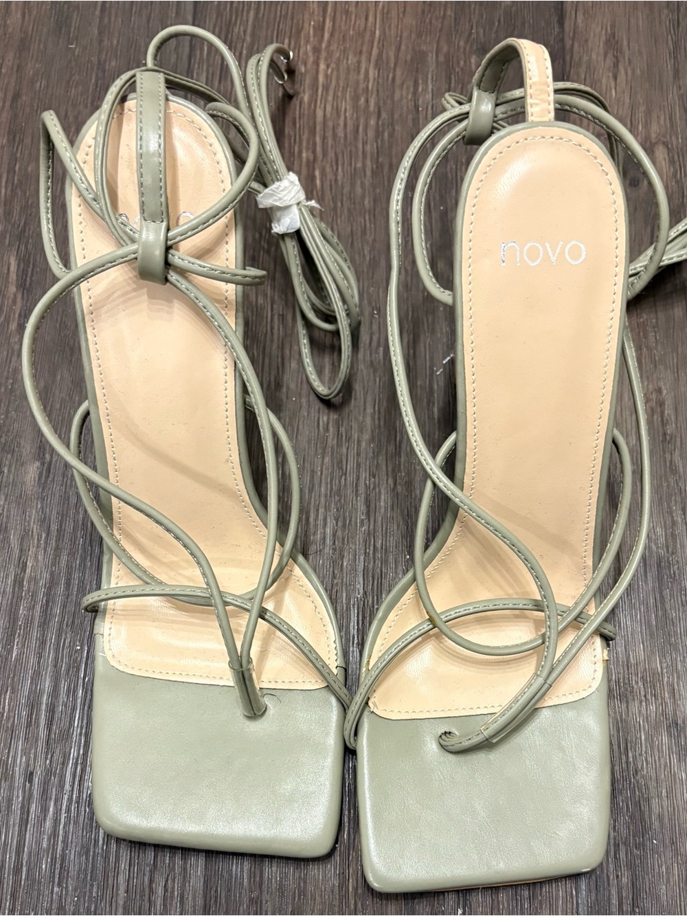 Novo Strappy Lace-Up Heels Olive Green Square Toe Size 8 - Picture 2 of 6